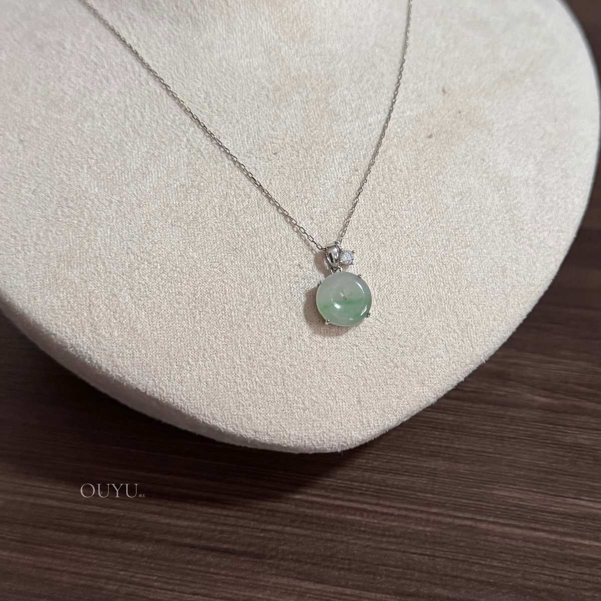 Mini Series · Soft Green 平安扣 Necklace