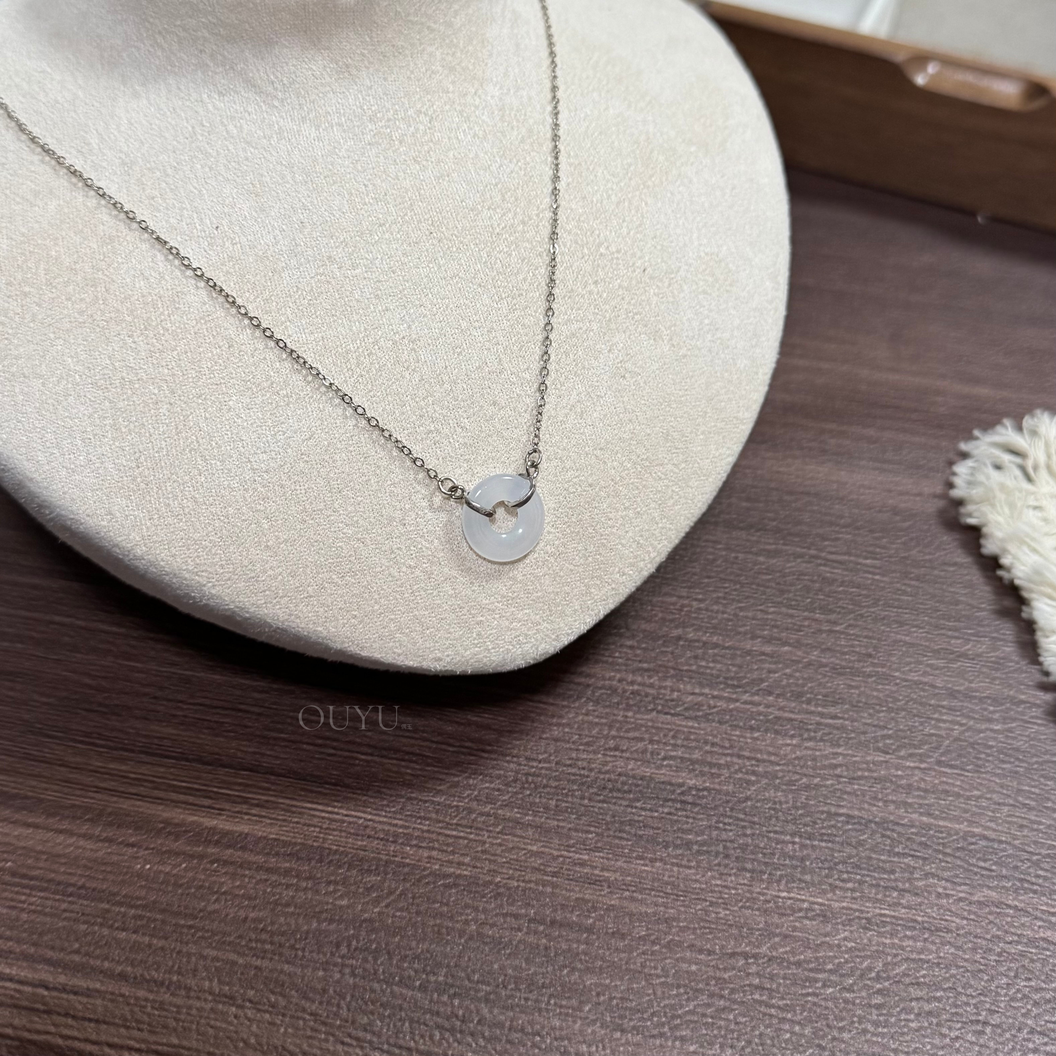 Petite Donut Necklace