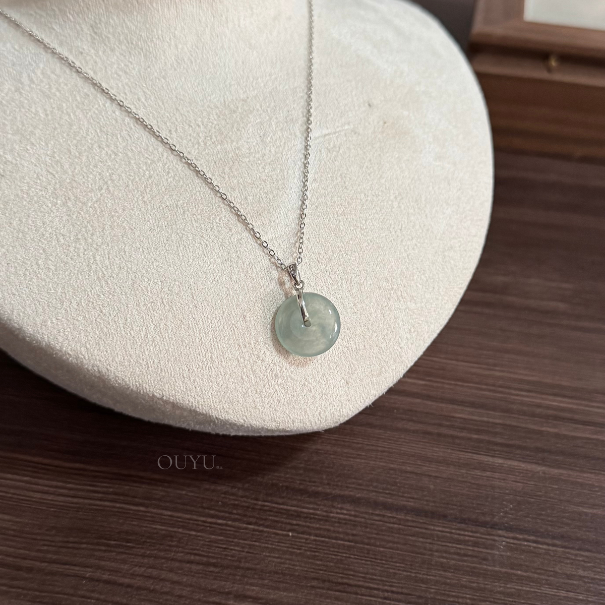 Light Sage Buckle · 平安扣 Necklace