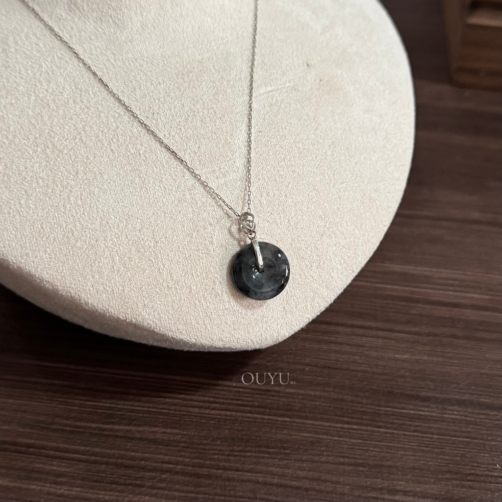 Wuji · 平安扣 Necklace