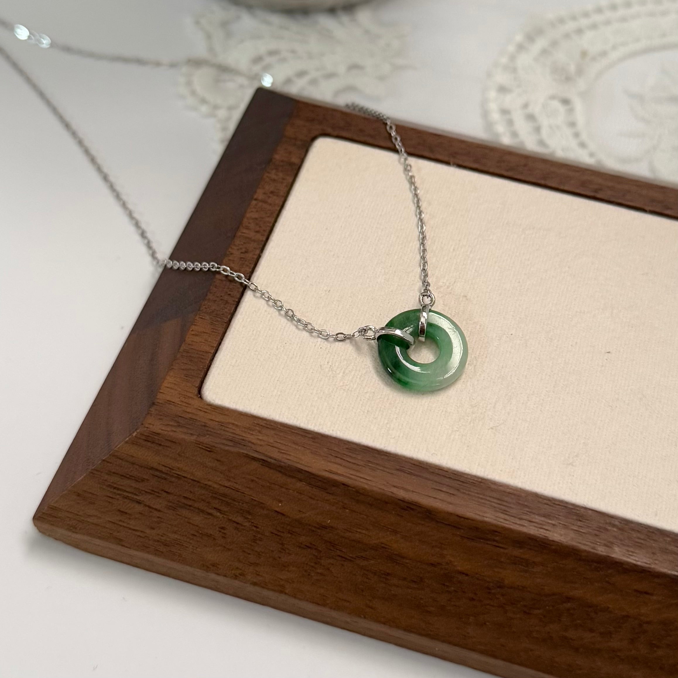 Green Donut Necklace