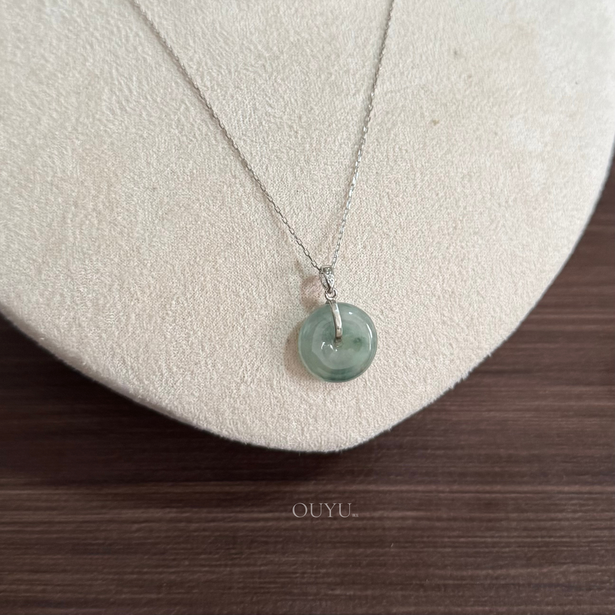 Floating Flowers Donut · Necklace