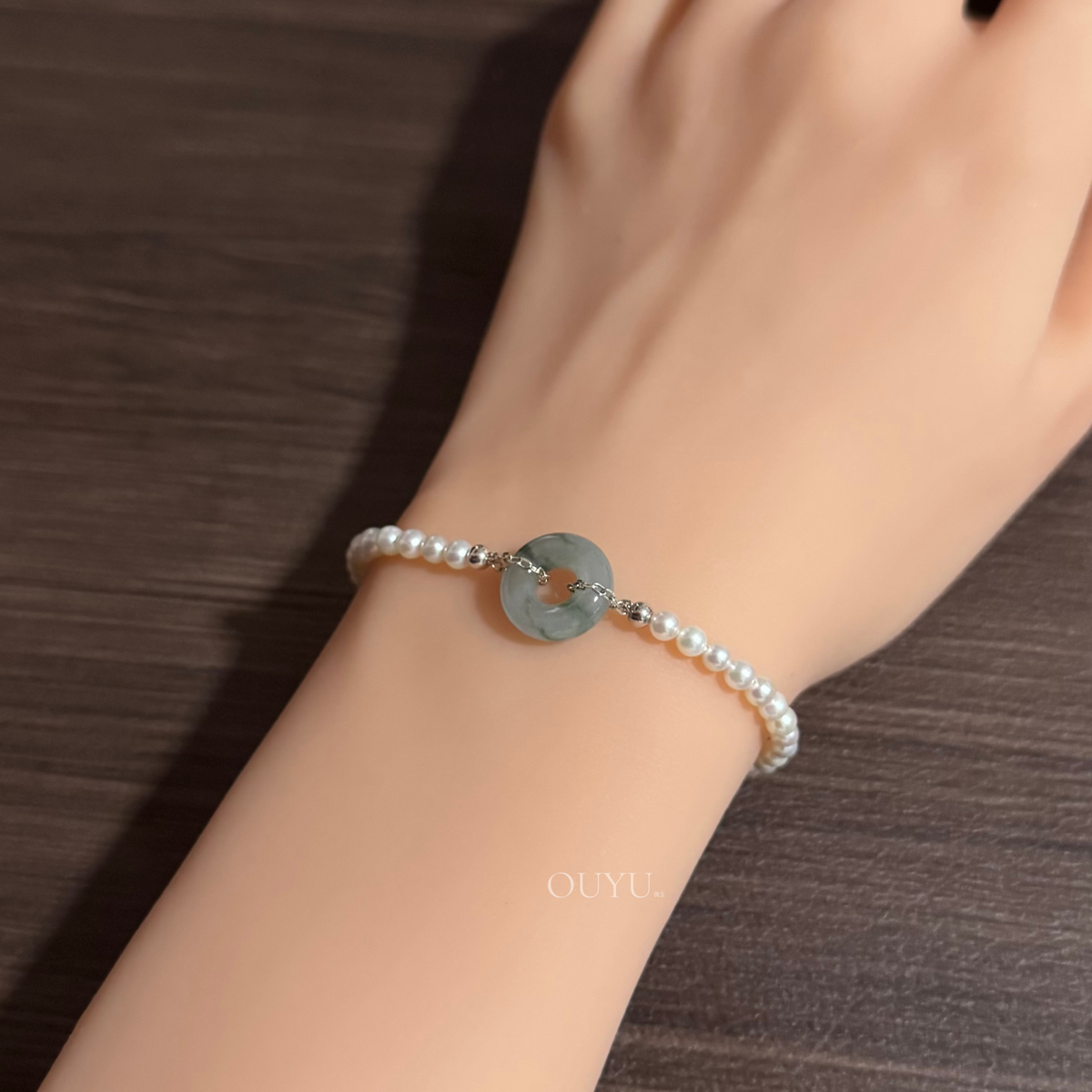 Donut X Freshwater Pearls · Bracelet