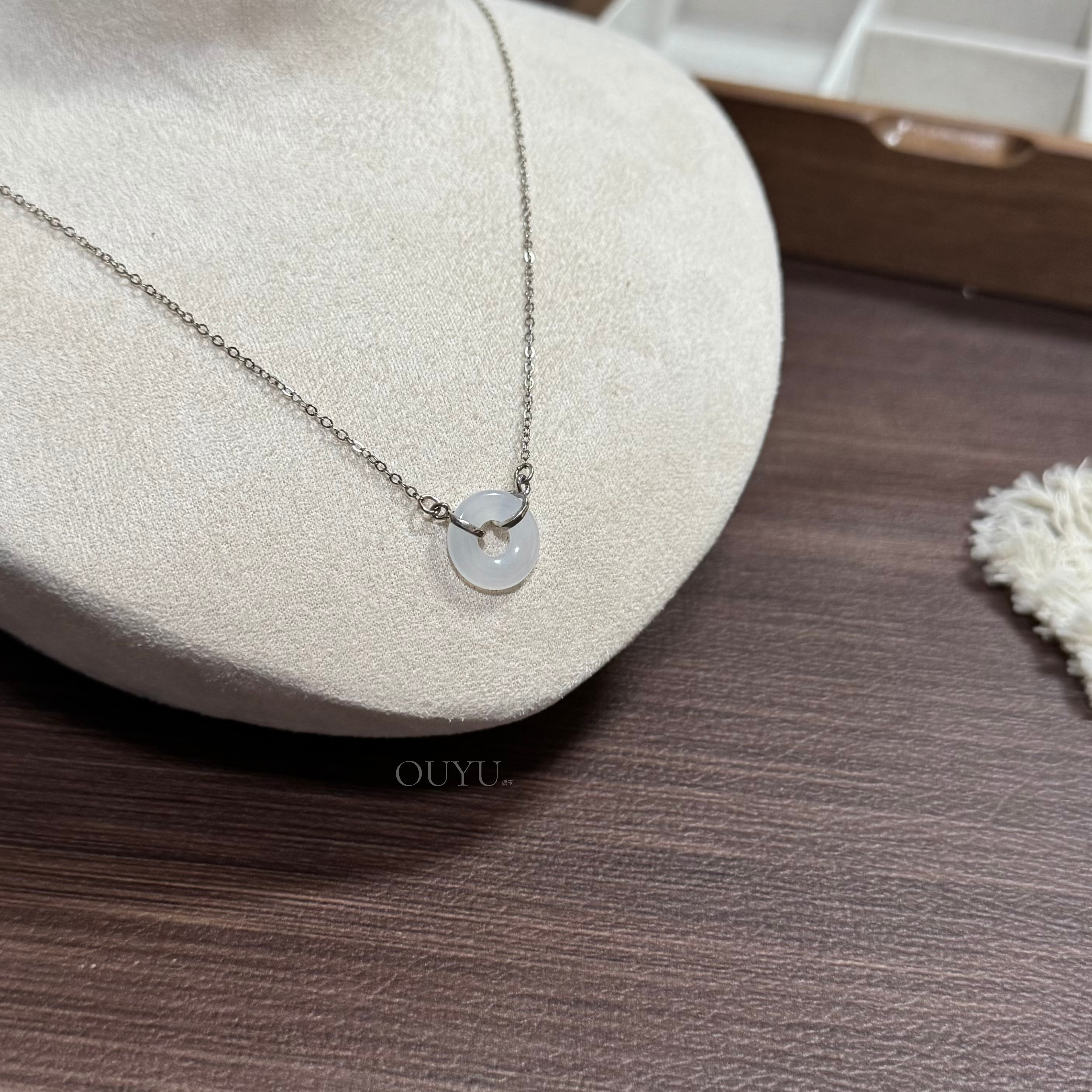 Petite Donut Necklace