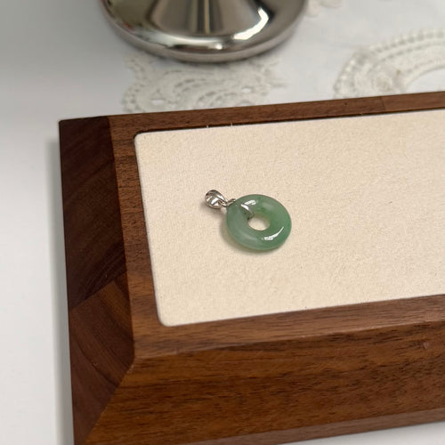 Donut (pendant only)