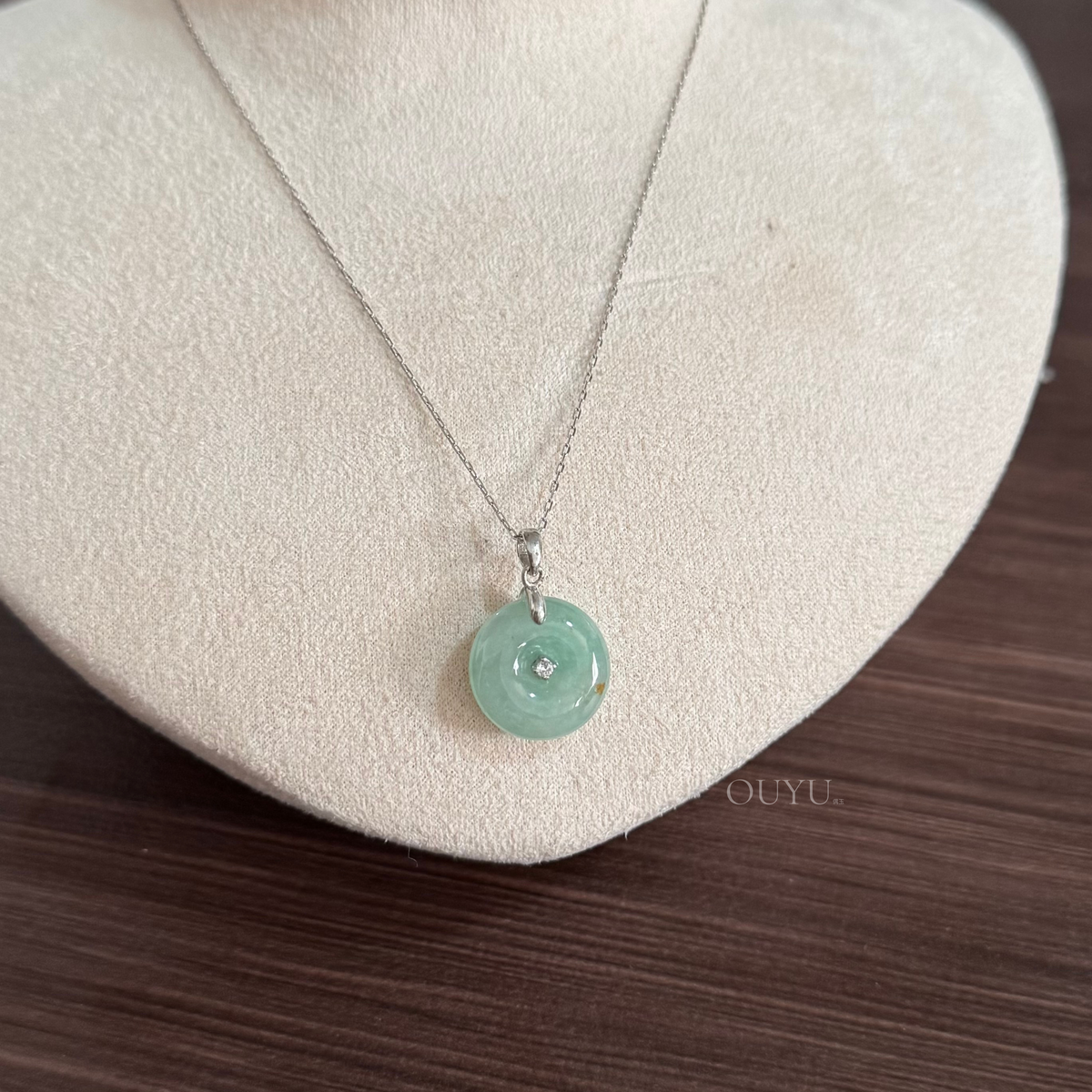 Mint Green (yellow speckles) · Necklace