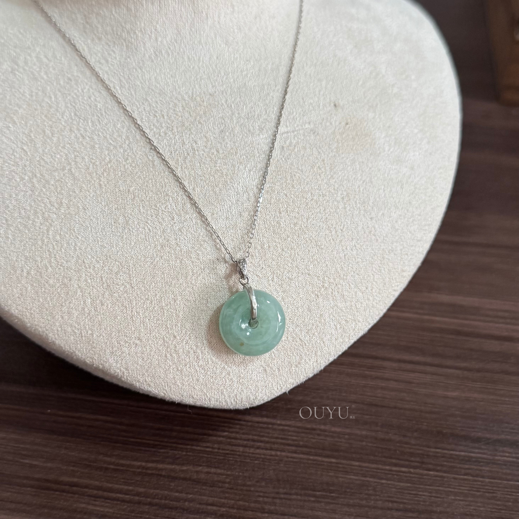 Mint Green (yellow speckles) · Necklace