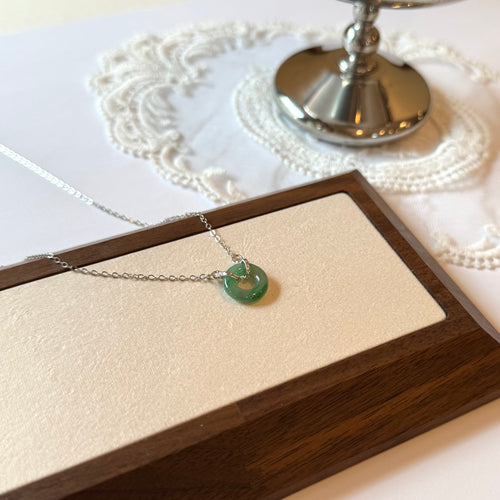 Green Donut Necklace
