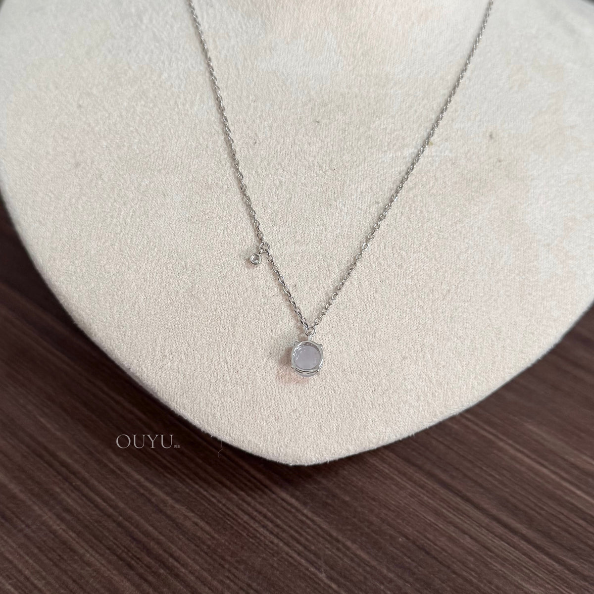 Cabochon Necklace · Pale Lavender Undertone