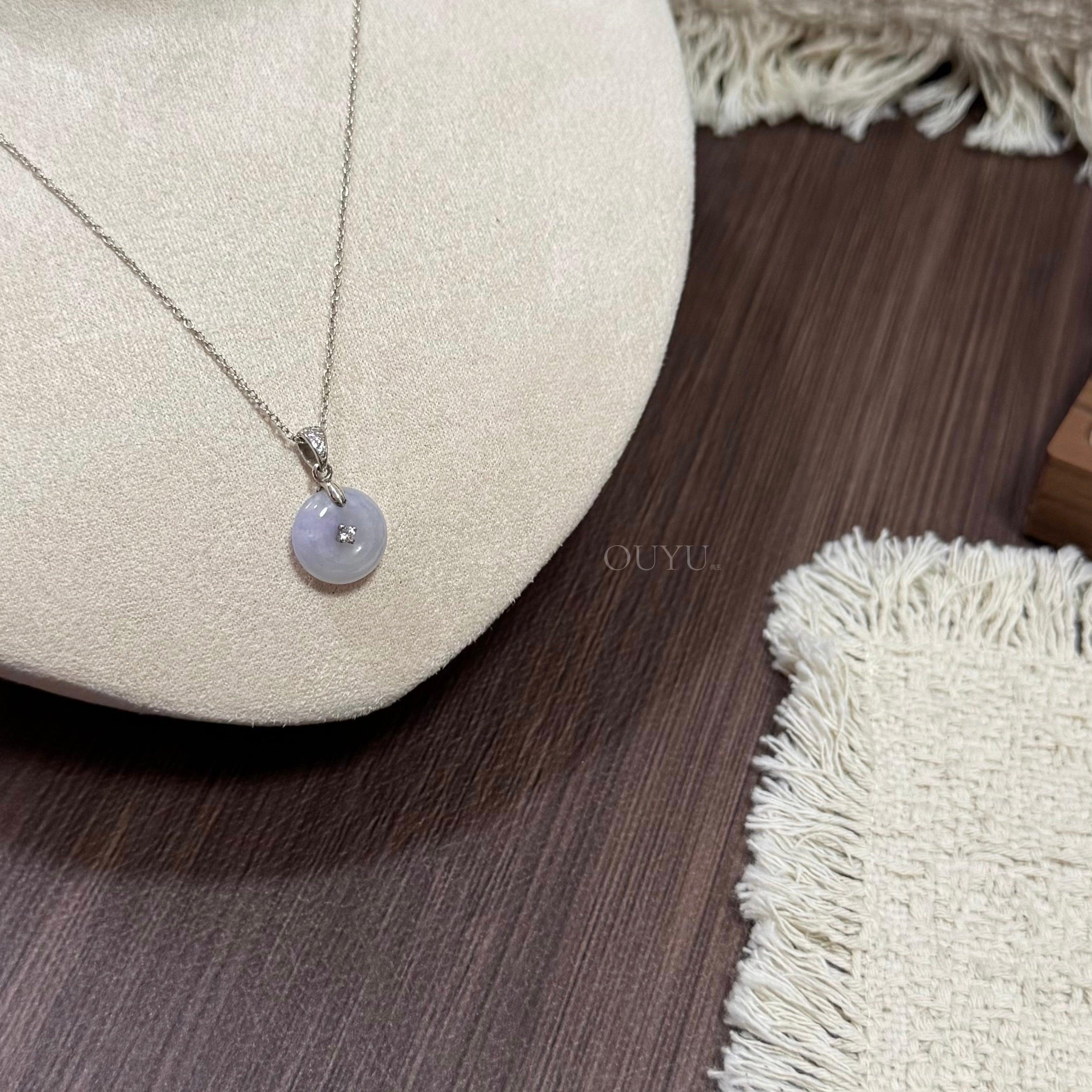 Petite Light Lilac Necklace