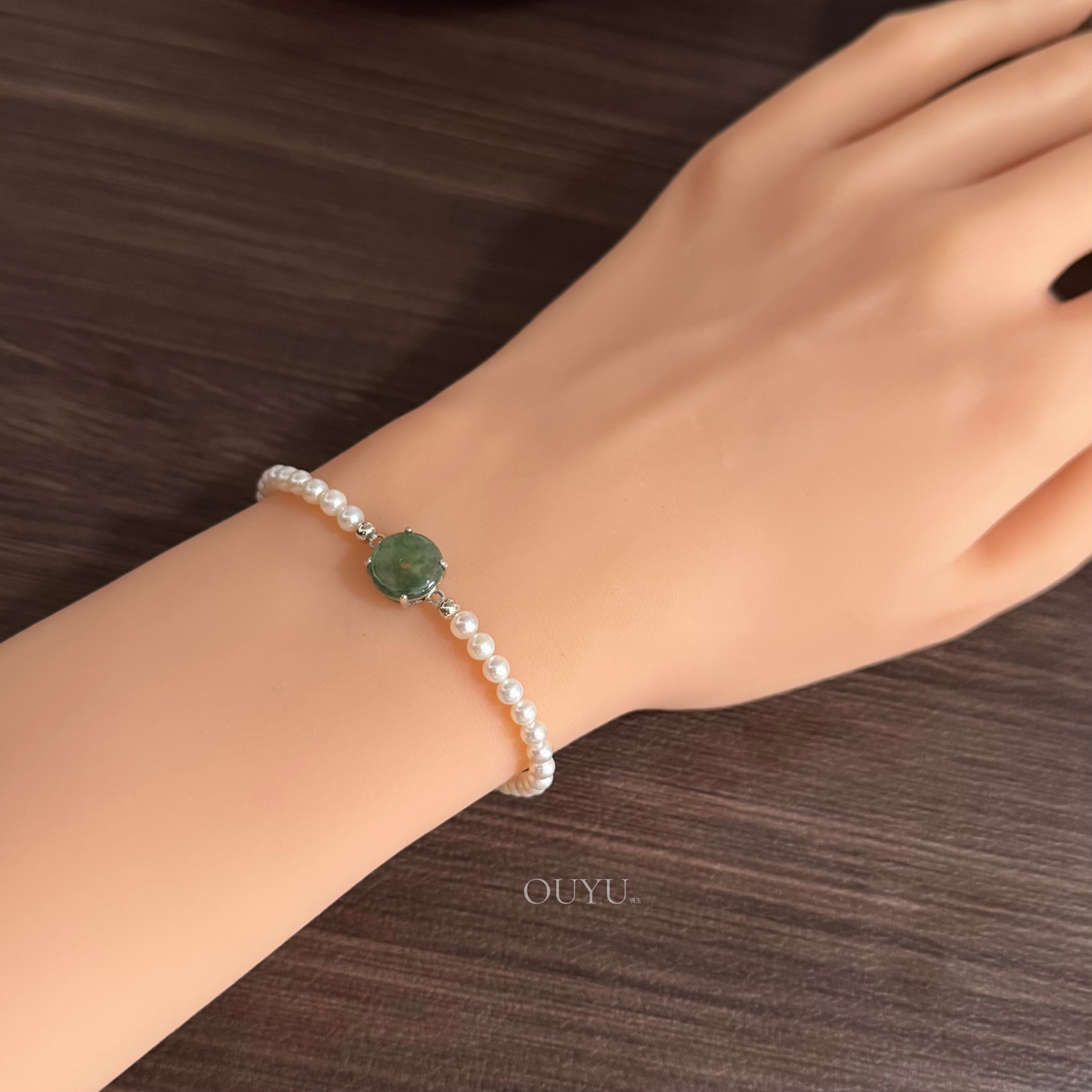 Freshwater Pearls · 平安扣 Bracelet