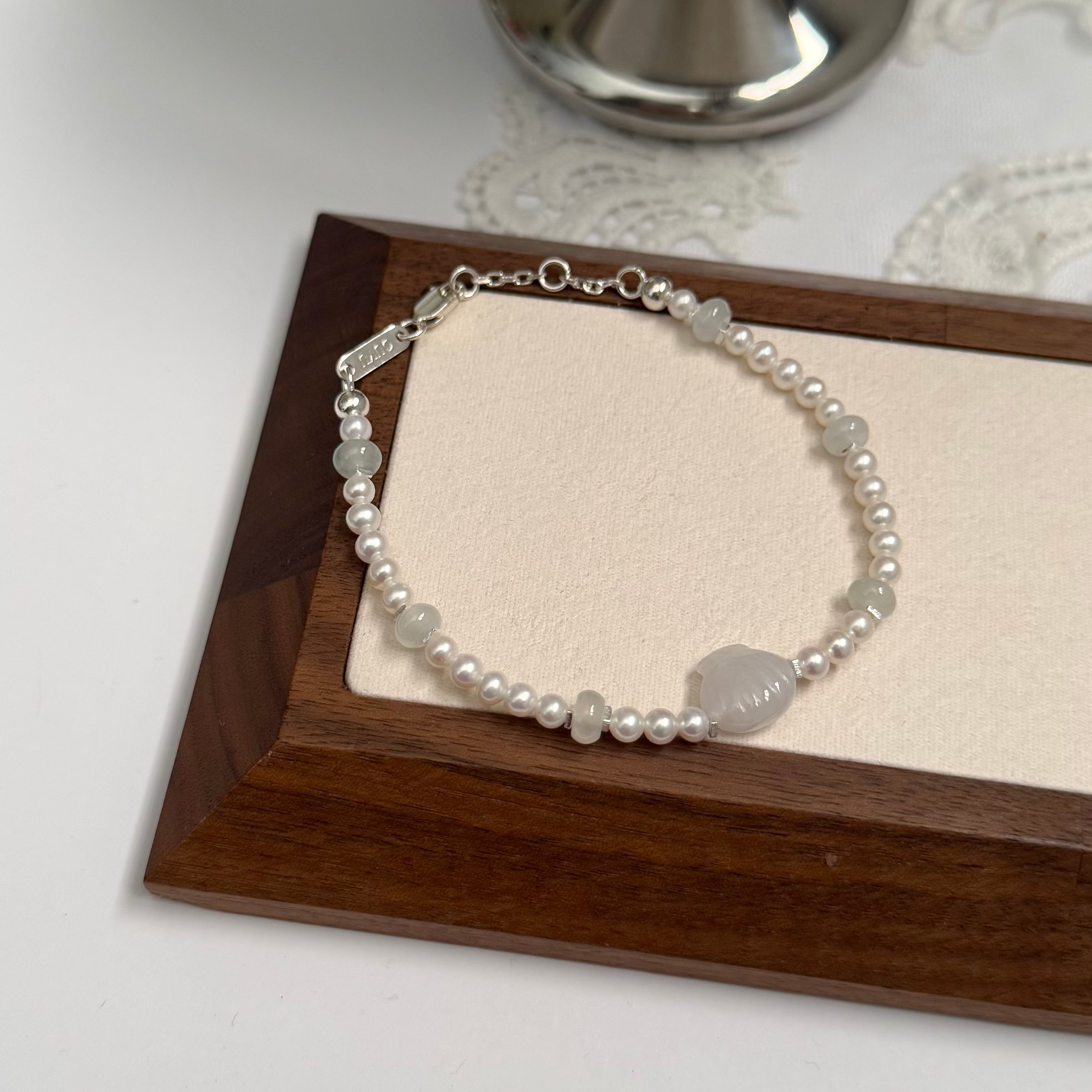 Jade Shell Bracelet
