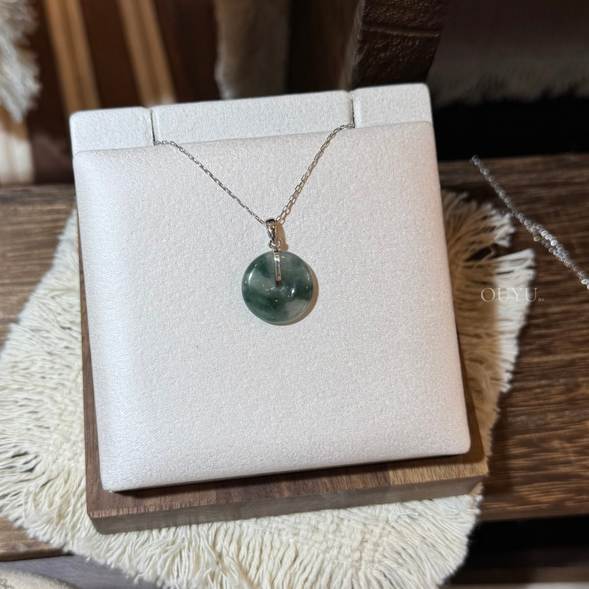 Moss Green Necklace · 平安扣
